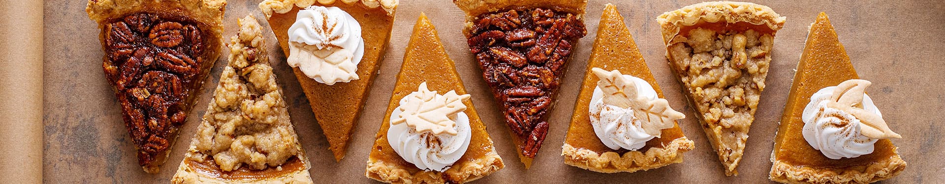 Sélection de tarte et de dessert pour thanksgiving.